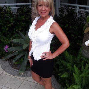 Aventurière en herbe cherche compagnon fou à lier Manon - rencontre-cougar-castres-0VFX