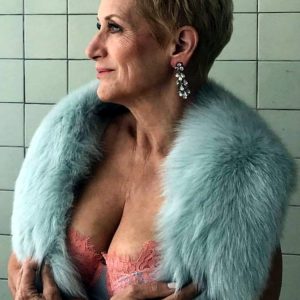 Nicole - rencontre-Cougar-Paris