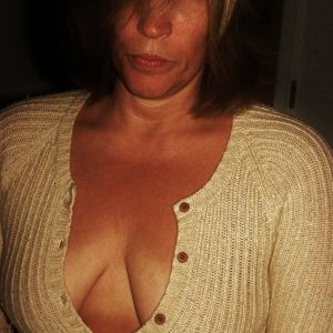 Brise estivale sur Clermont-Ferrand Valentine - rencontre-Milf-Clermont-Ferrand