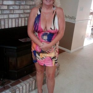 48 et un peu… curieuse? Violette - rencontre-Cougar-Ivry-sur-Seine