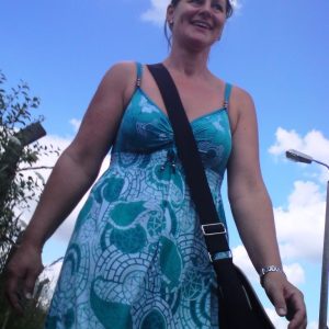 Je rêve d’un barbecue entre peaux nues Daphné - rencontre-Cougar-Reims