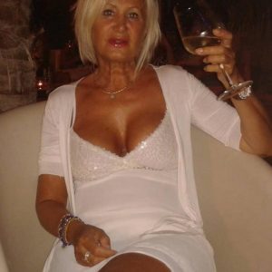 Juste en manque de sexe Elise - rencontre-Cougar-Reims